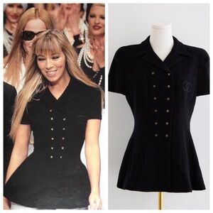 Chanel Vintage Spring/Summer 1995 Black Gold CC 95P Logo Peplum Tweed Jacket